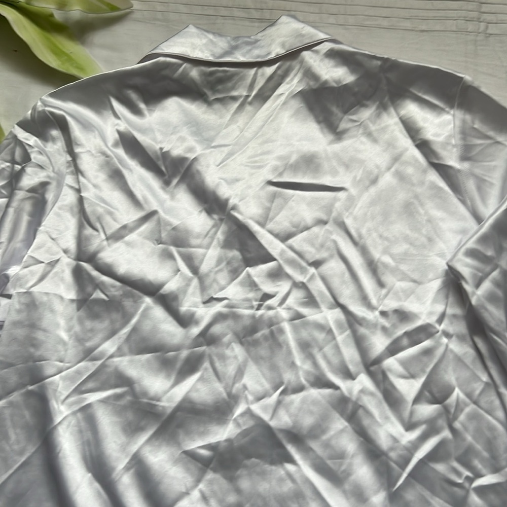 NWT Ekouaer Feather Trim Silk Satin Pajama Long Sleeve Button Down Shirt - Picture 9 of 10
